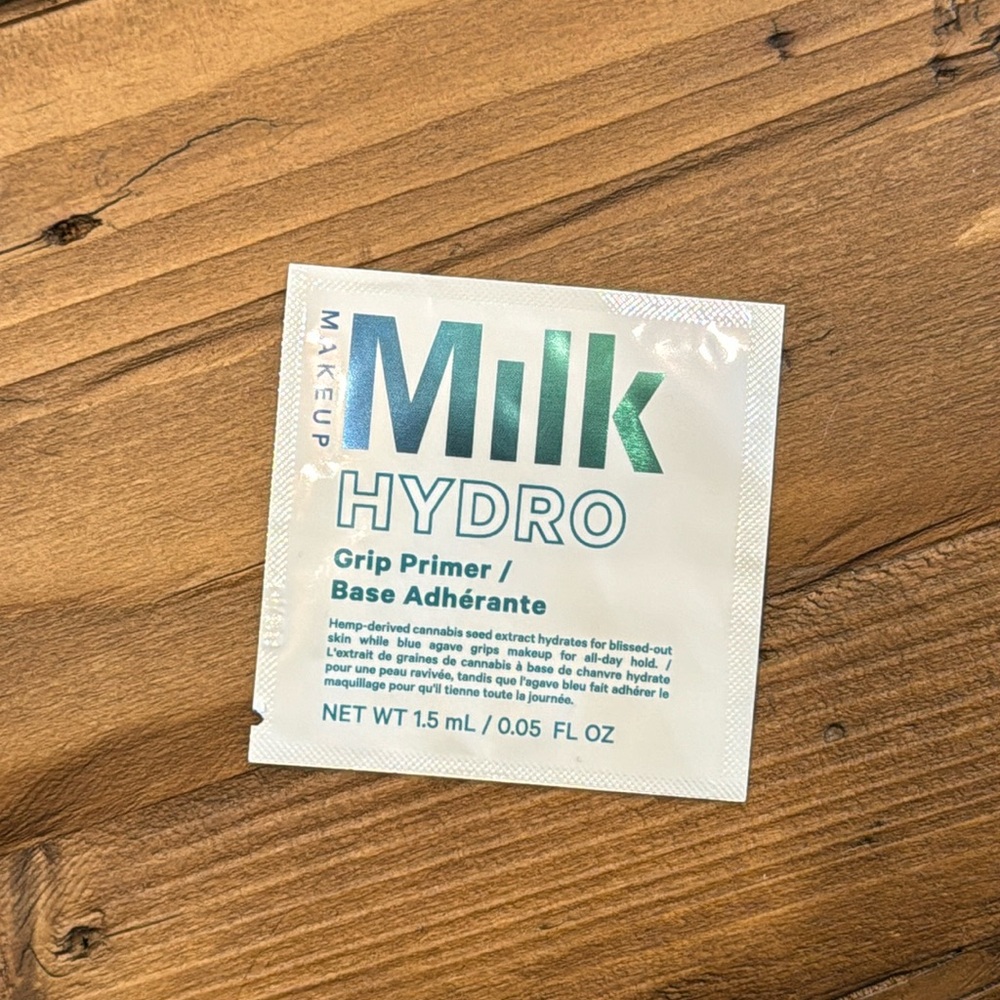NWT MILK MAKEUP HYDRO GRIP PRIMER SAMPLE PACK 0.05 FL OZ